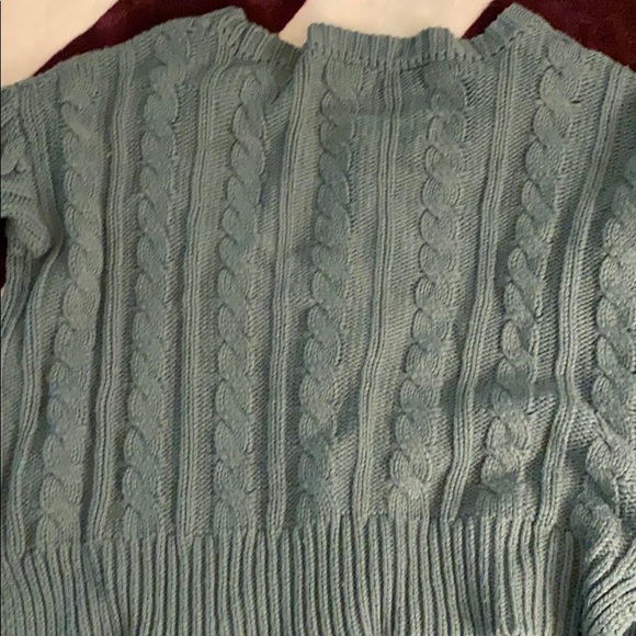Wet Seal women’s cropped blue sweater - Picture 4 of 4